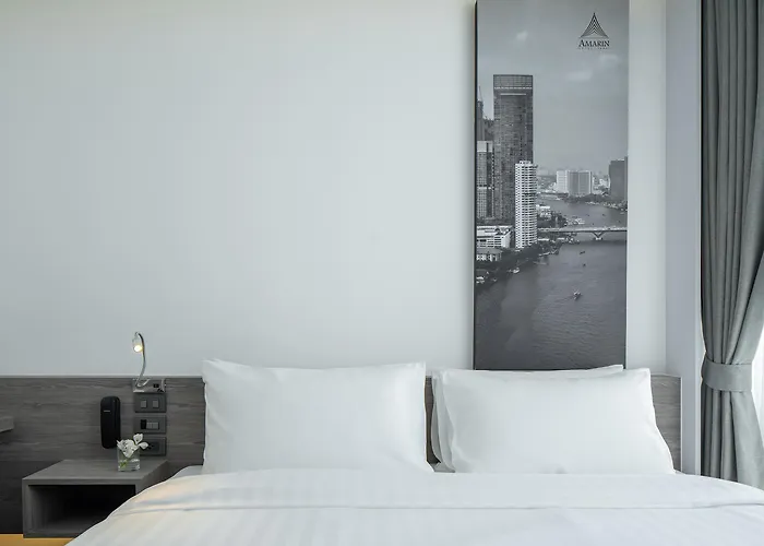Hotel Amarin Rama 8 3*